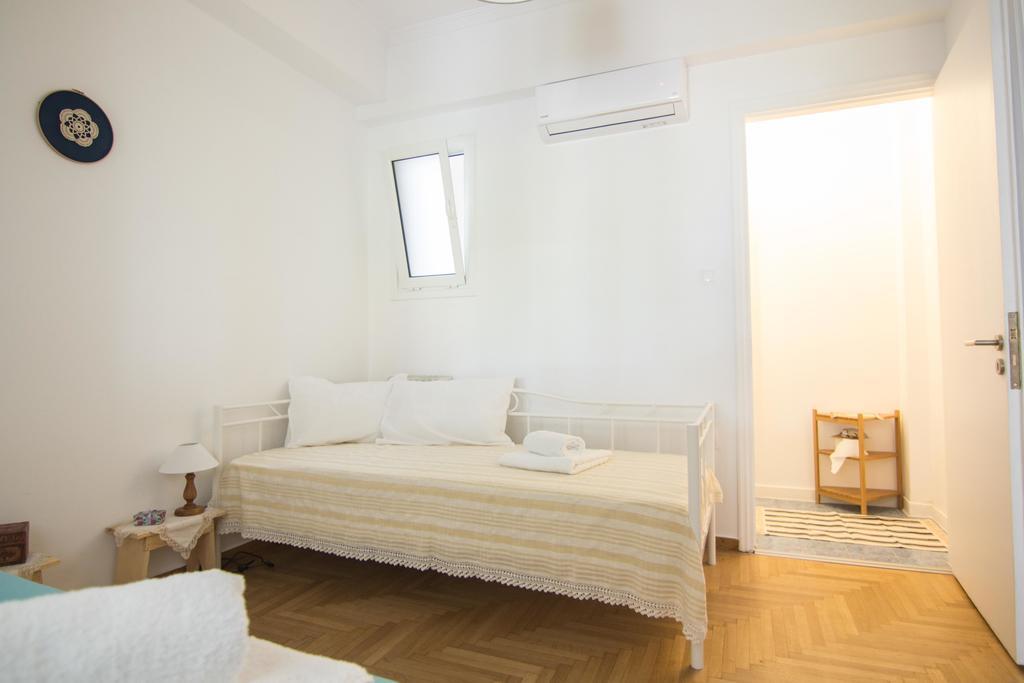 Athenian Blue - Family Apt 5' Minutes From Acropolis Museum Exteriör bild